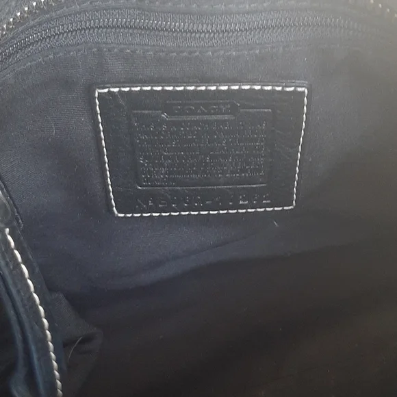 Coach purse - Picture 4 of 6